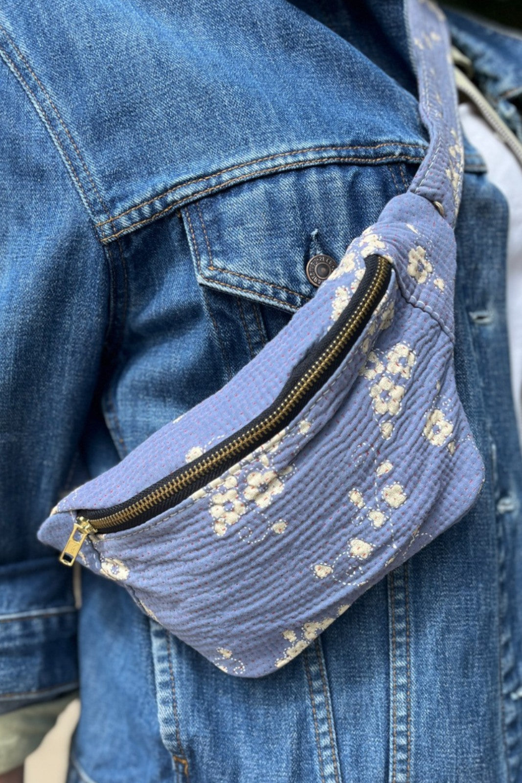 Banane Bengale Kantha FLORAL LILA