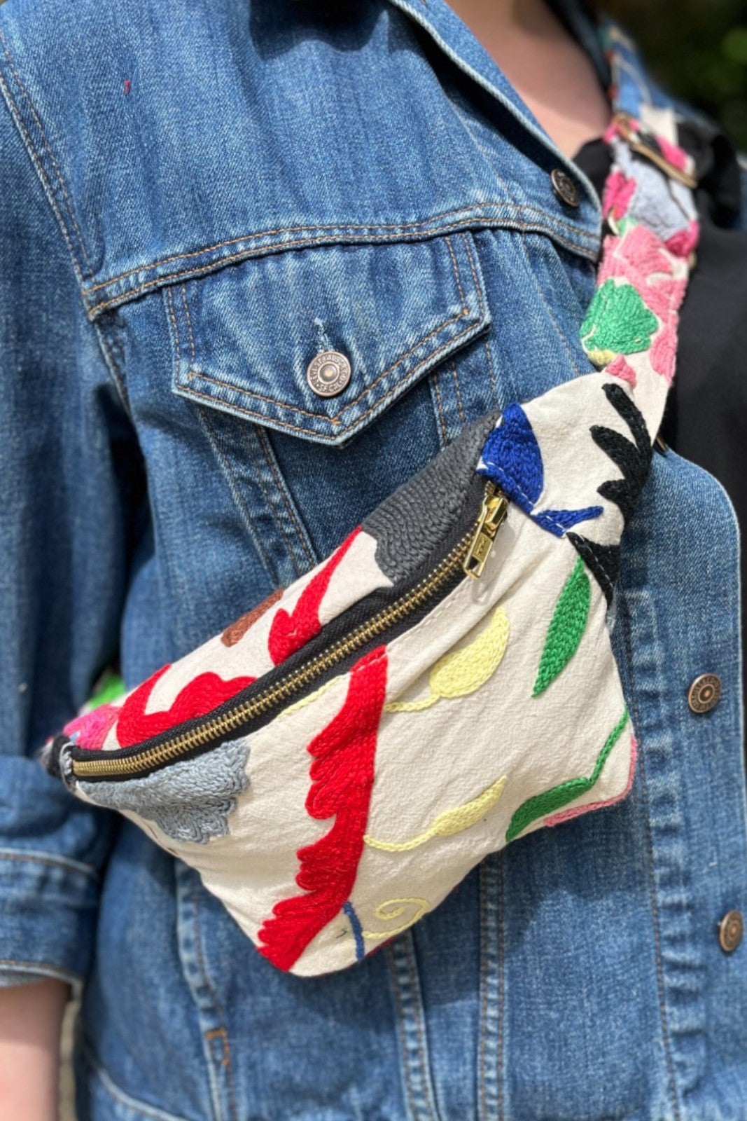 Banane Bengale Suzani BLANC MULTICOLOR