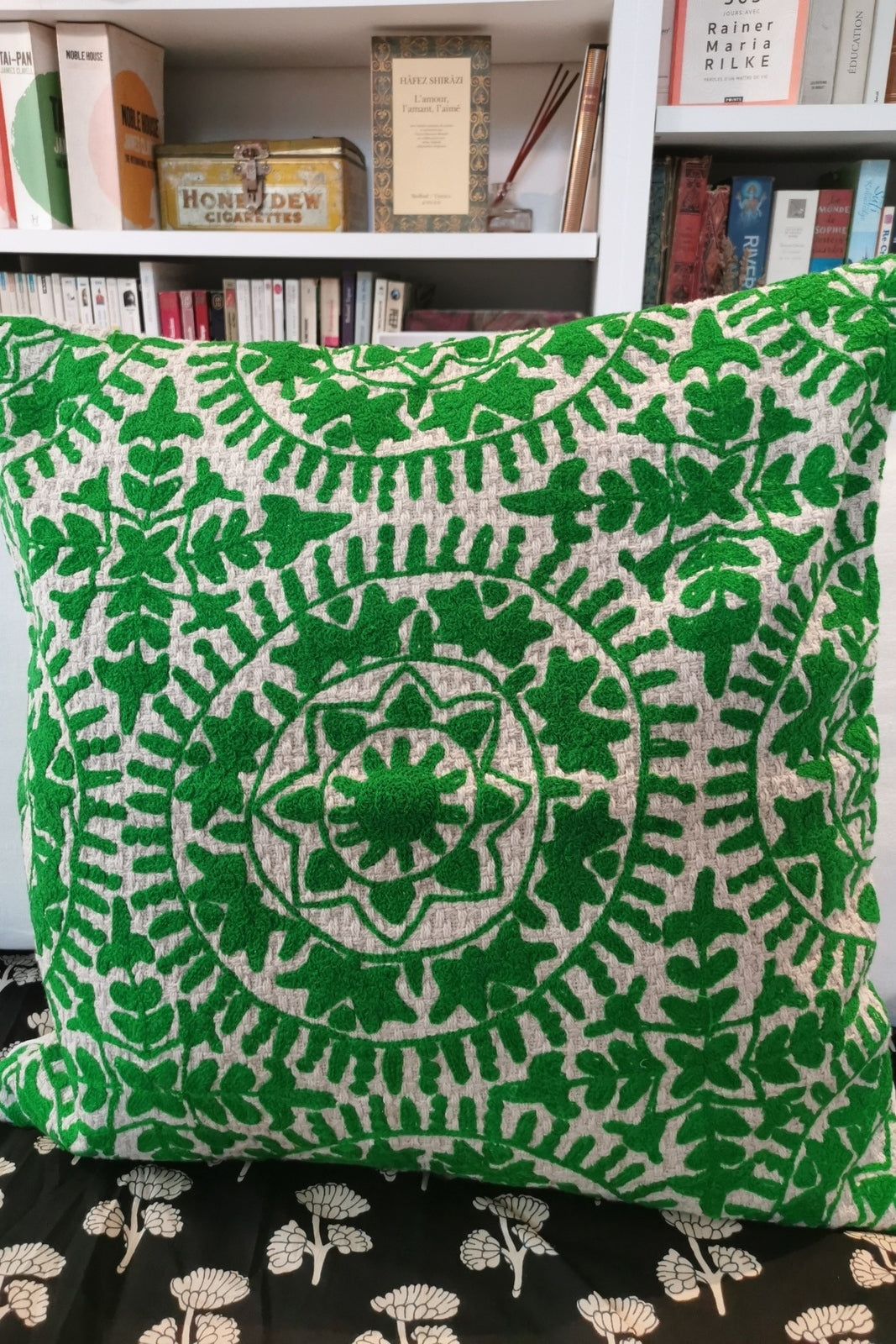 Housse de coussin brodé Suzani UNI VERT