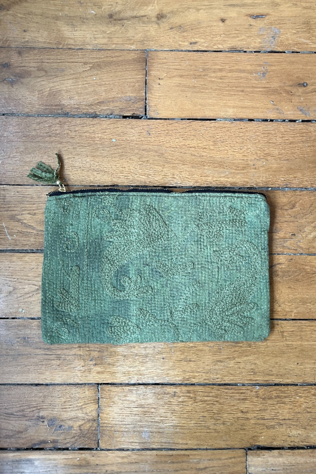 Pochette Kantha Brodé Uni KAKI