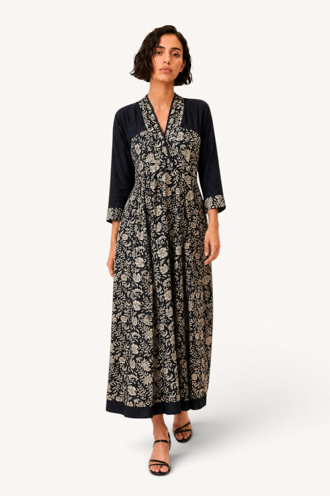 Robe Ashwarya PIVOINE CARBONE