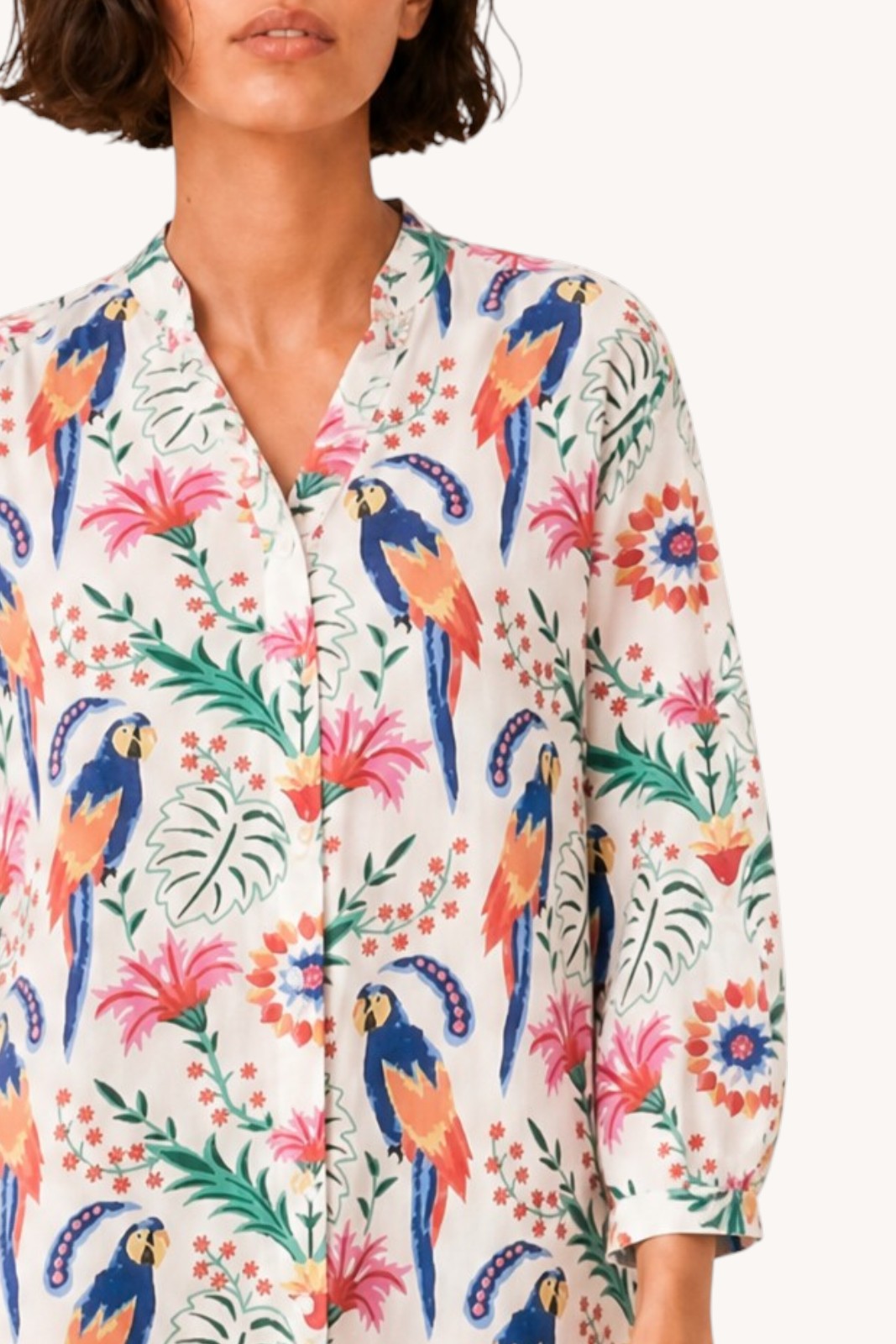 Robe Mandu PARROT WHITE