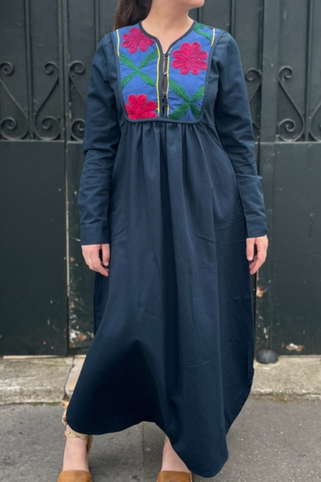 robe yoke suzani suzani