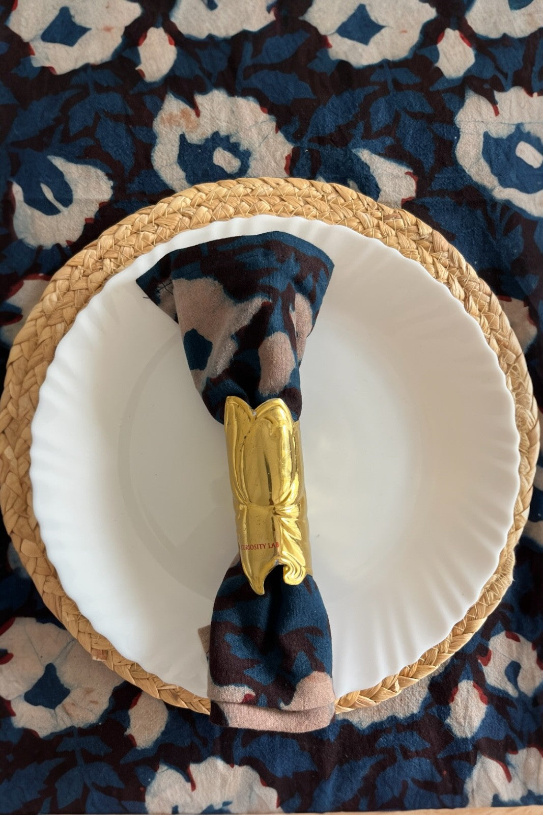 Rond de serviette métal DORE LOTUS