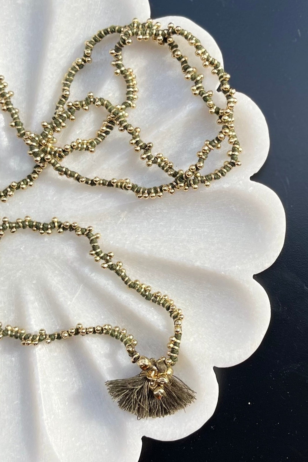 sautoir shanti laiton et fil de coton