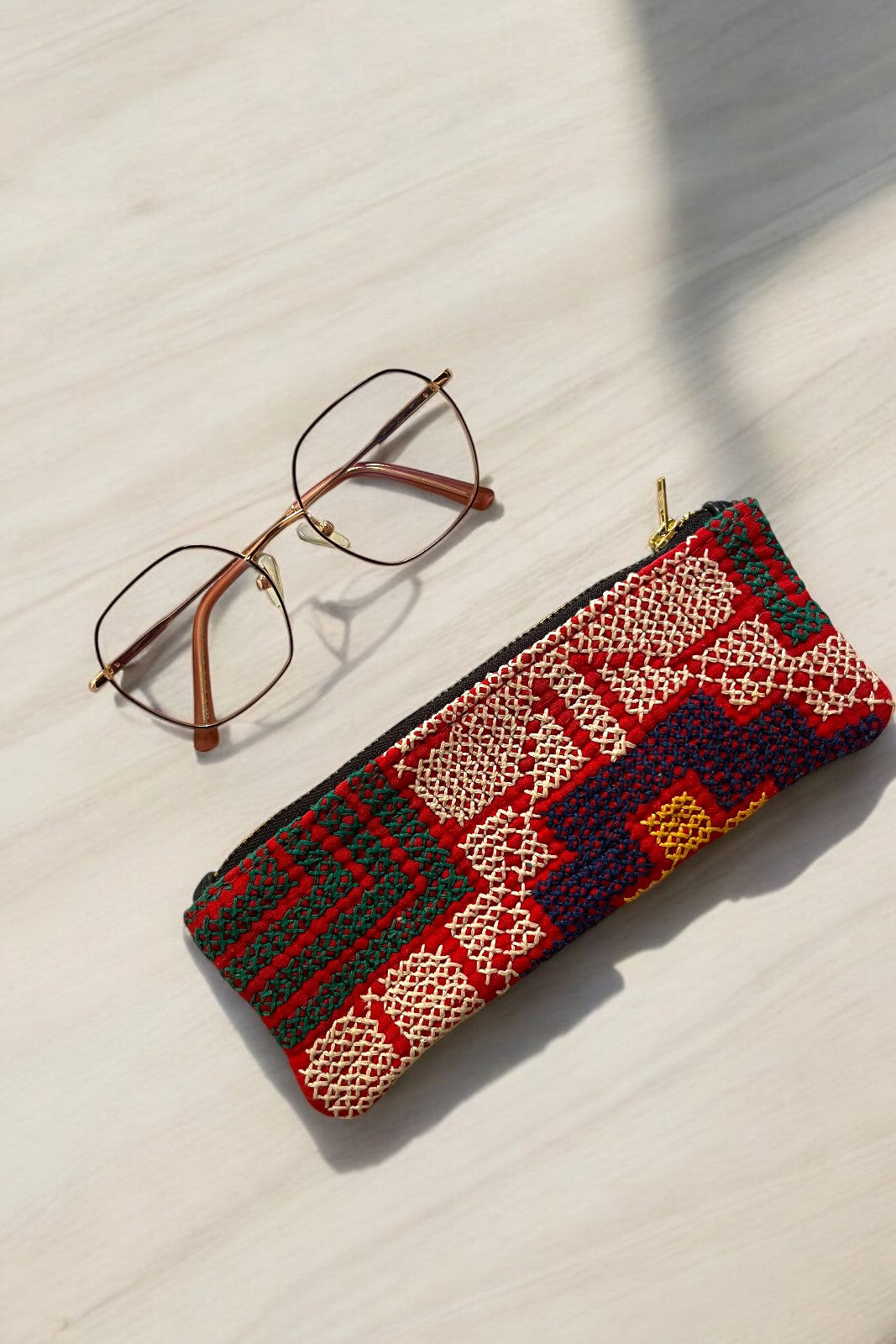 Trousse Kantha Feni