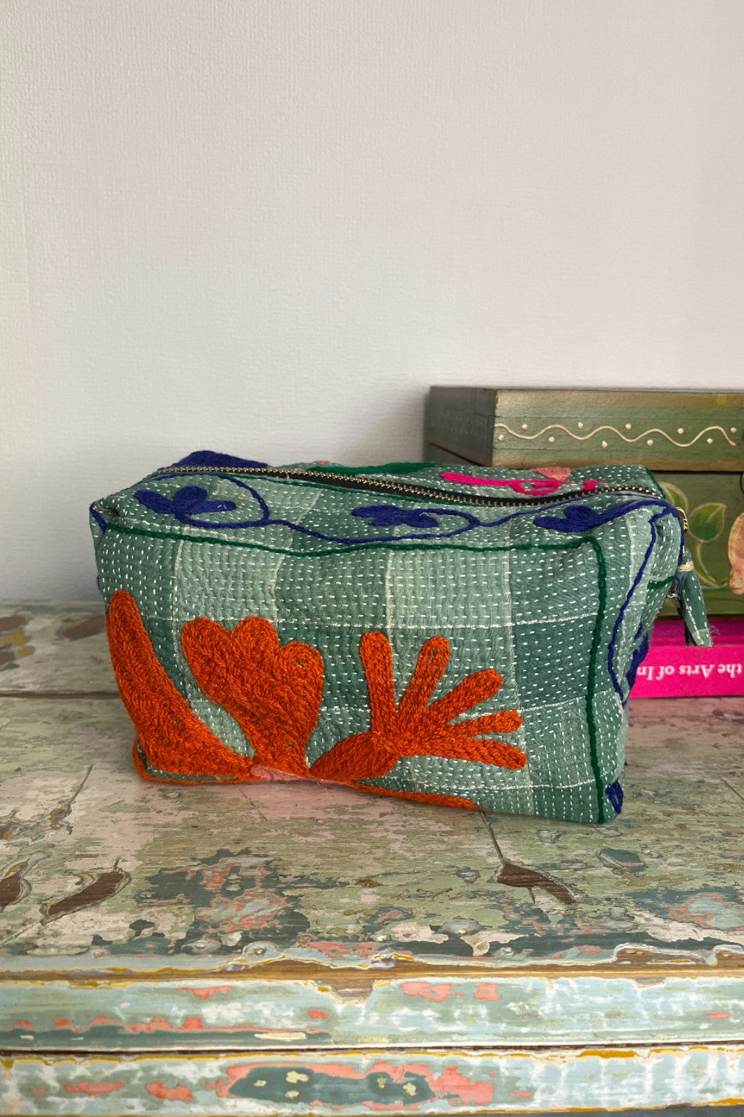 trousse t ronde kantha brode