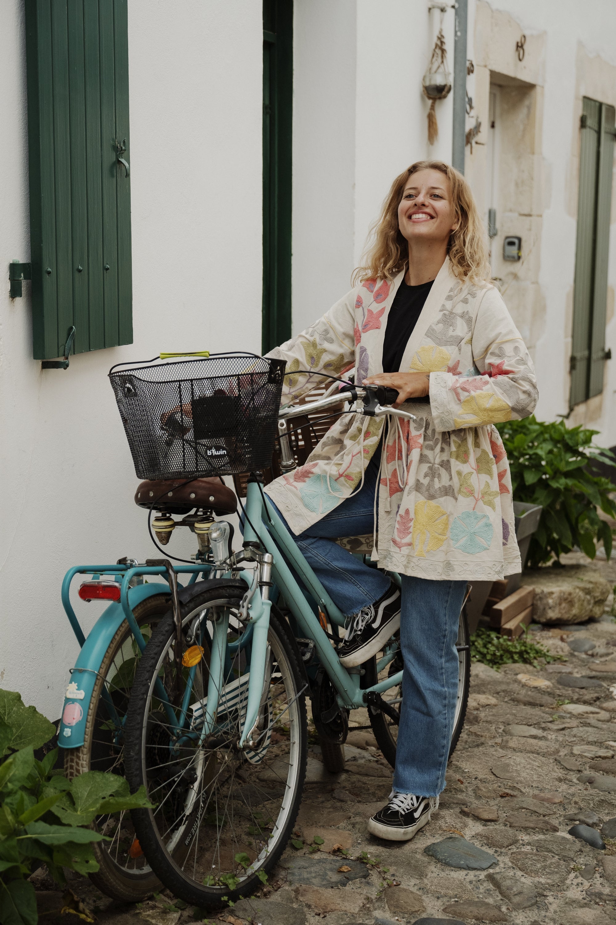 veste brodee laxmi suzani