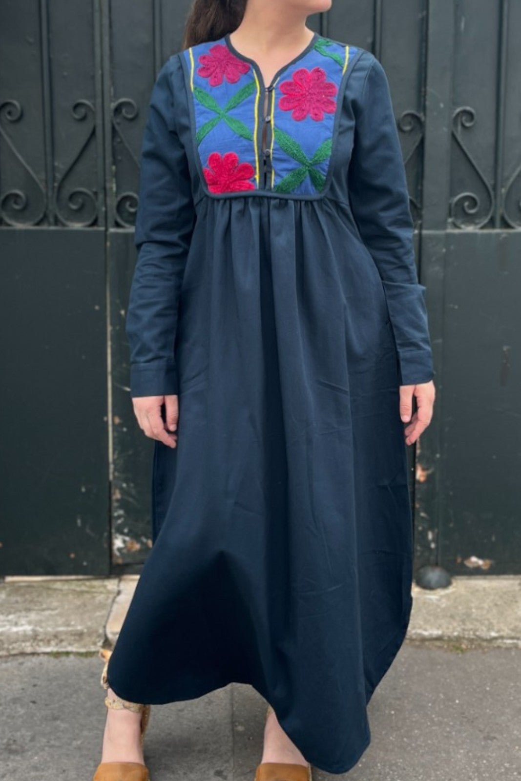 Robe Yoke Suzani - Curiosity Lab