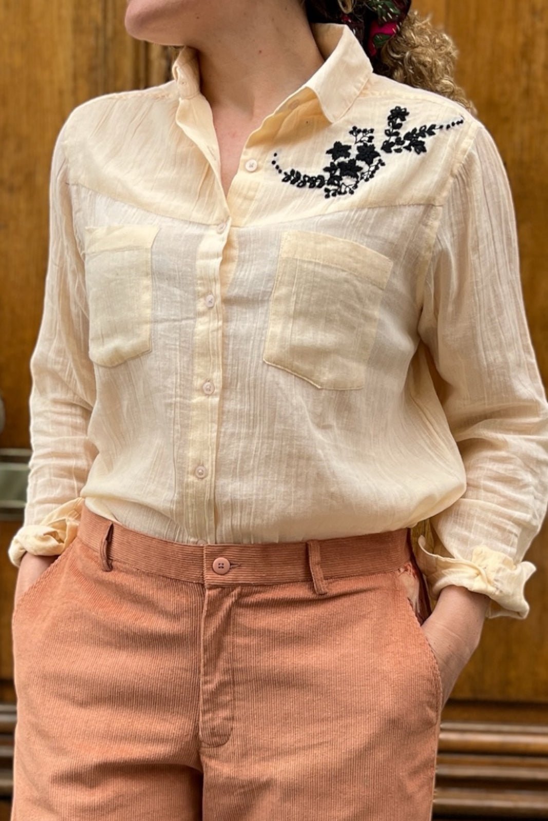 Chemise Kadhaee - Curiosity Lab
