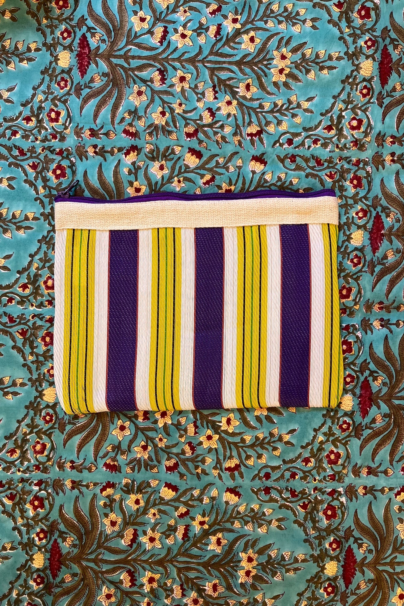 pochette stripes plastique recycle