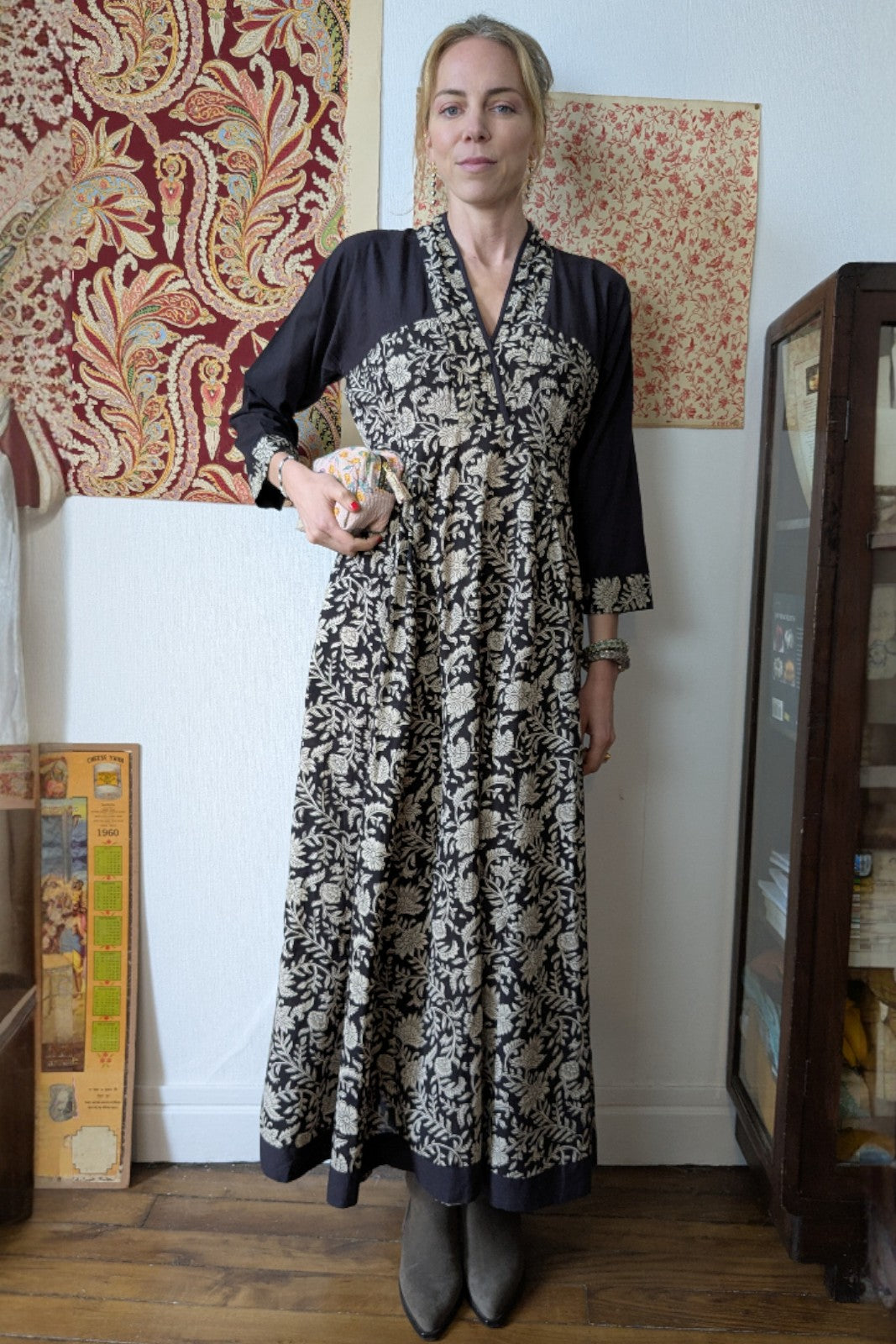 Robe Ashwarya PIVOINE CARBONE