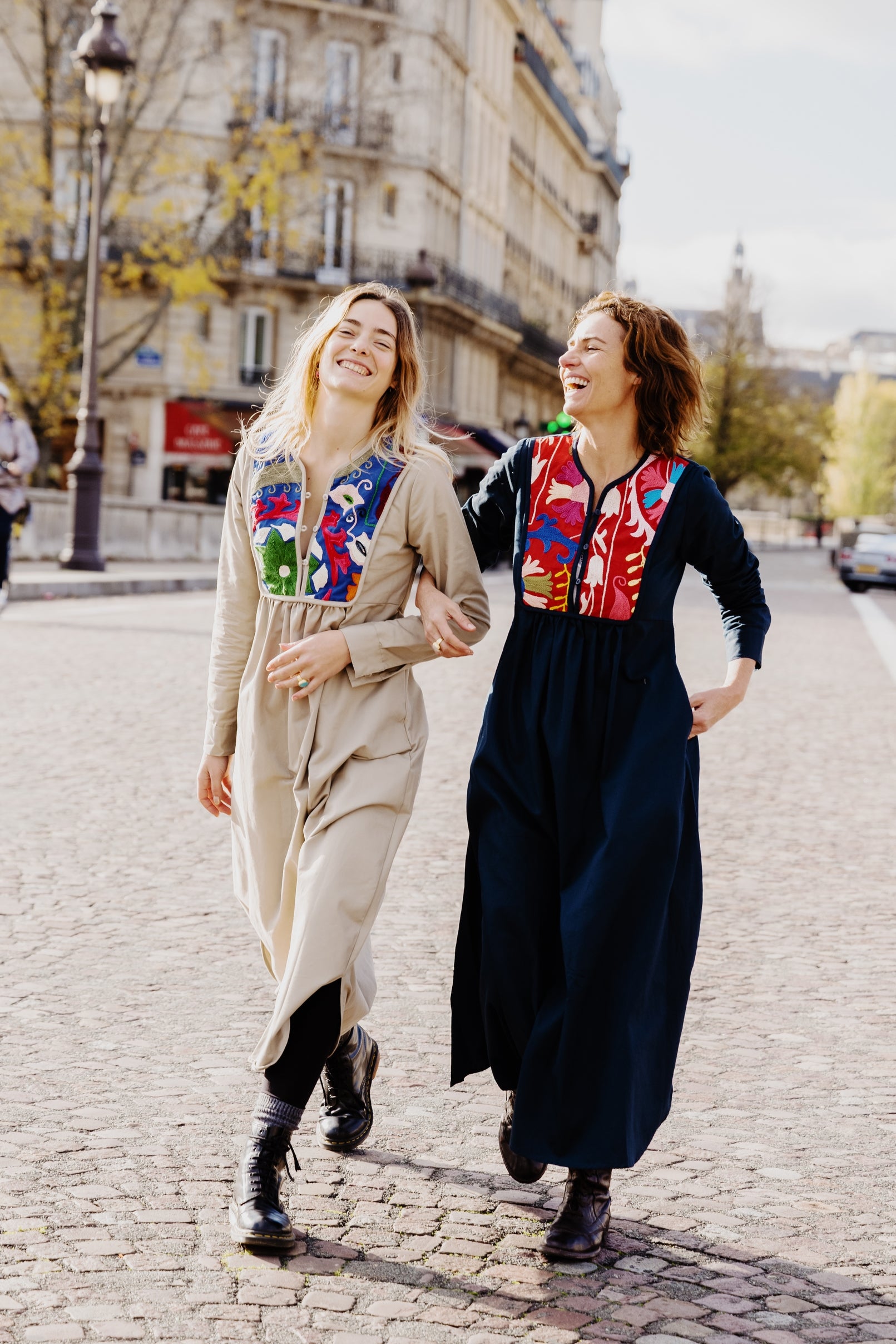 robe yoke suzani suzani