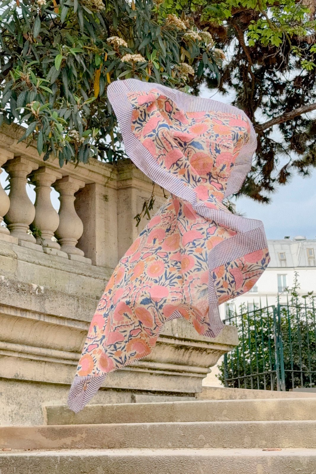 FOULARD BLOCK PRINT 90X90CM NAVY ROSE