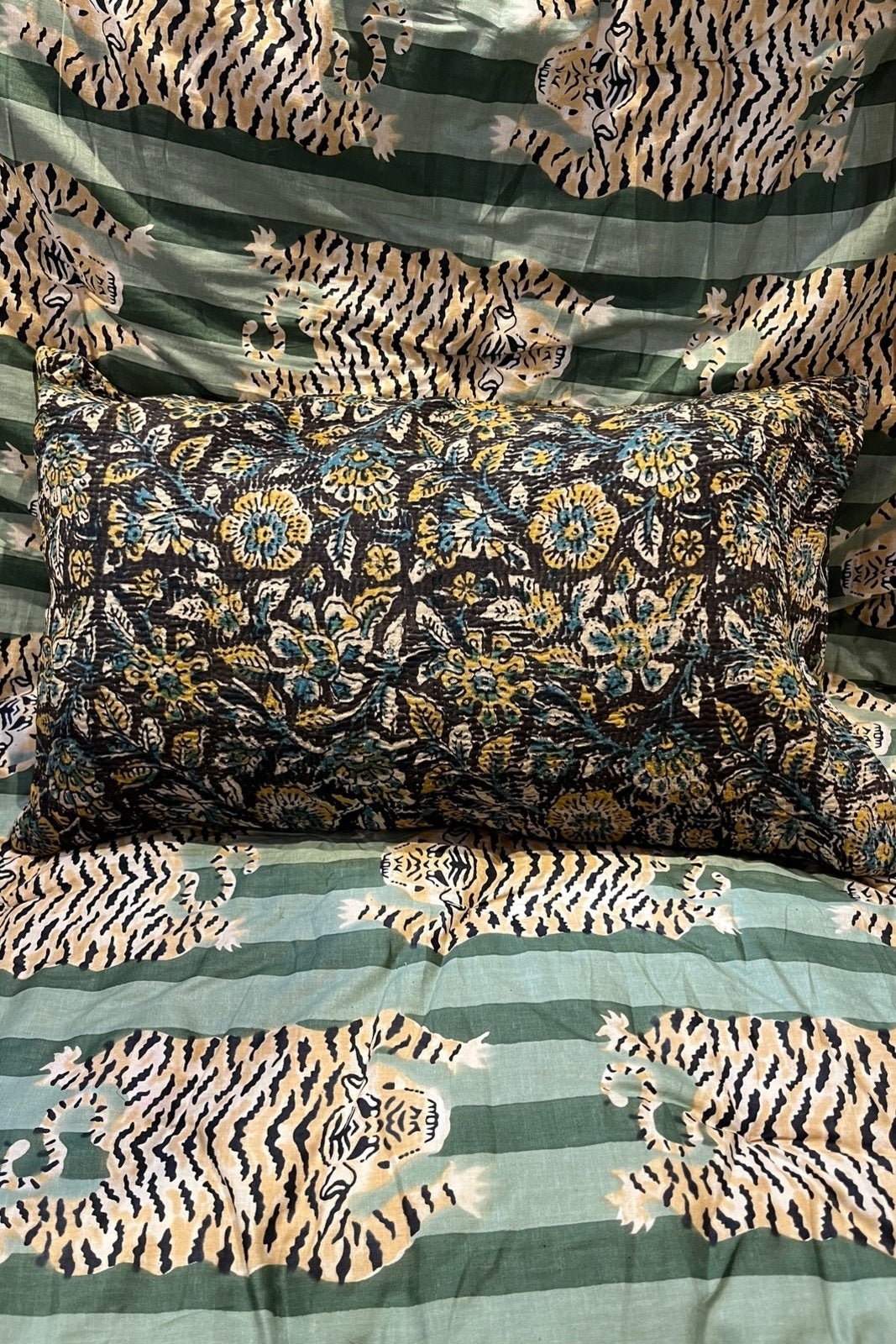 Housse de Coussin en Kantha Satkhira