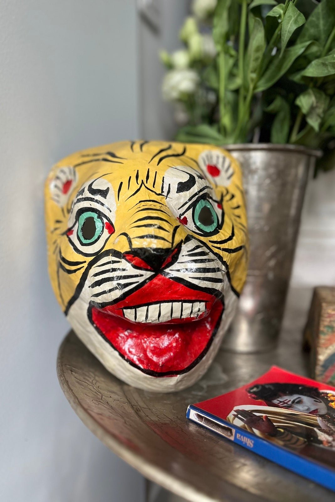 Masque en Papier Mâché Mukhauta TIGRE