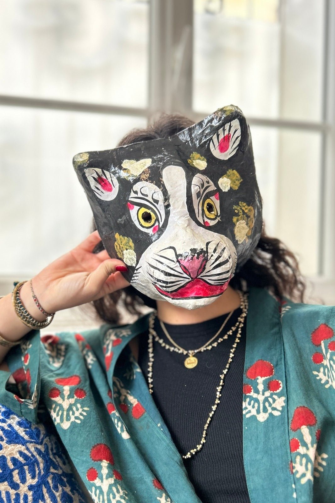 Masque en Papier Mâché Mukhauta CHAT