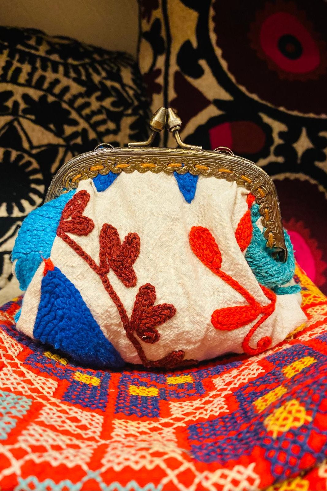 Porte monnaie "Grand Mère" Suzani - Curiosity Lab