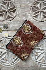 Load image into Gallery viewer, porte monnaie kantha coton indien kantha

