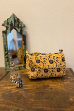 Load image into Gallery viewer, trousse toilette rond bengale coton indien kantha
