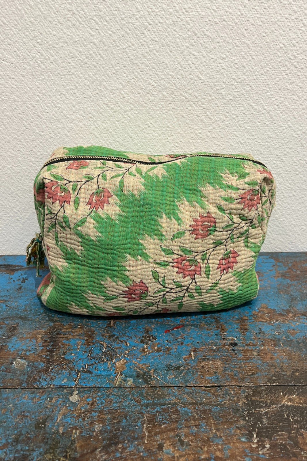 Vanity Kantha CHINGRIGHATA