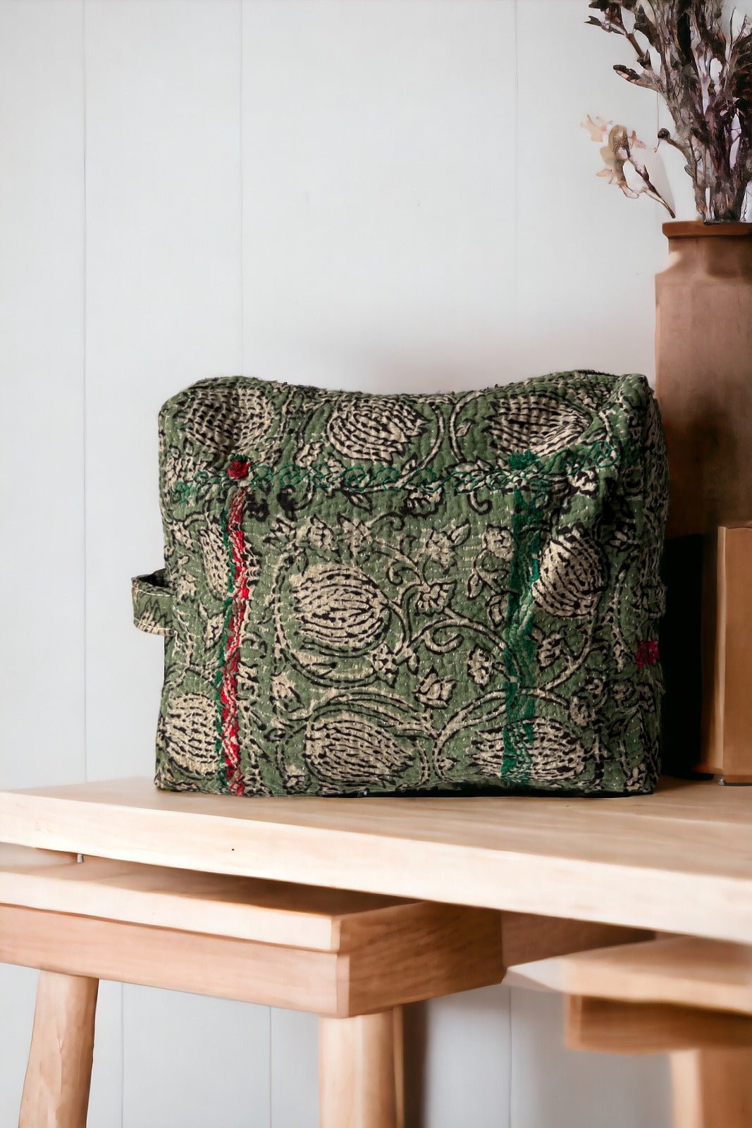 Vanity Kantha - Curiosity Lab